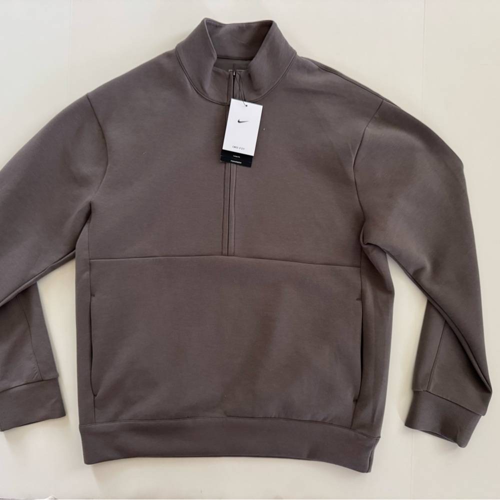 Nike 24.7 impossiblysoft Dri-fit 1/2 zip top - Picture 4 of 5